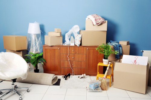 Flexible Northolt storage option for moving and renovation